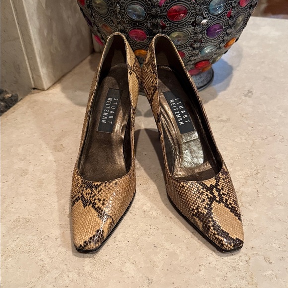 Stuart Weitzman Snakeskin Heels in Tan and Black Size 6.5 B - Picture 1 of 11